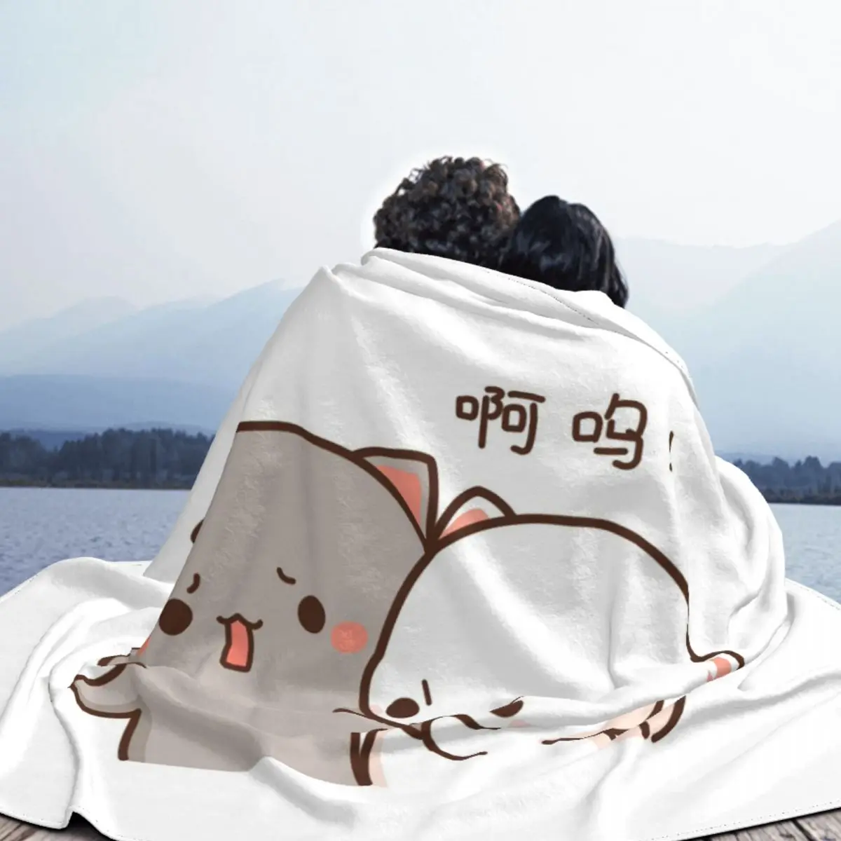 �����ƿ� ���� �ܿ� ��� �ö��� �Ϳ��� ������ Ŀ�� �ٱ�� ������ ���, ħ�� ħ�� ħ�뺸