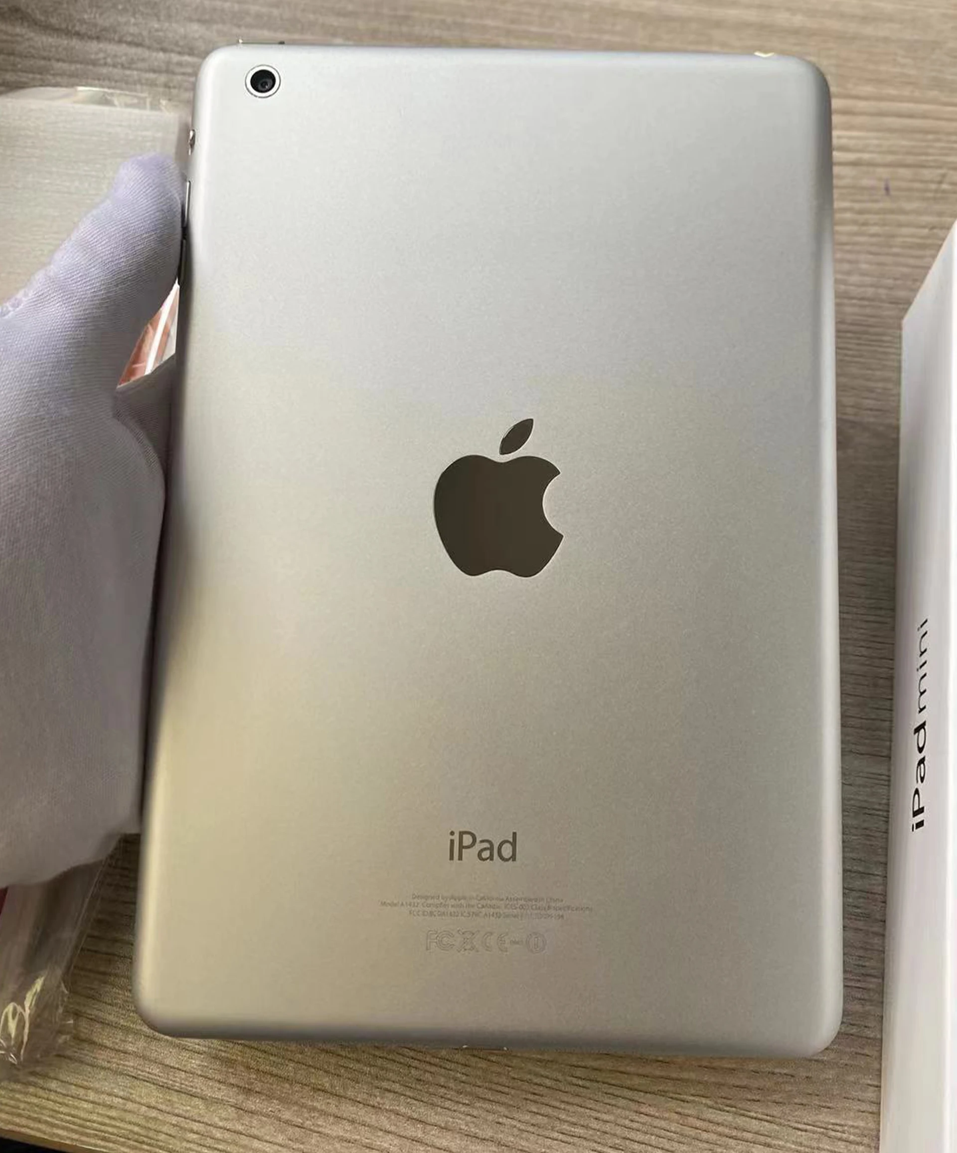 Apple iPad Mini 1st Original 7.9" 2012 16GB 32GB 64GB Gray Silver  iOS 9.3.5 children's table WIFI version 7.9" Dual-core A6 5MP most popular apple ipad