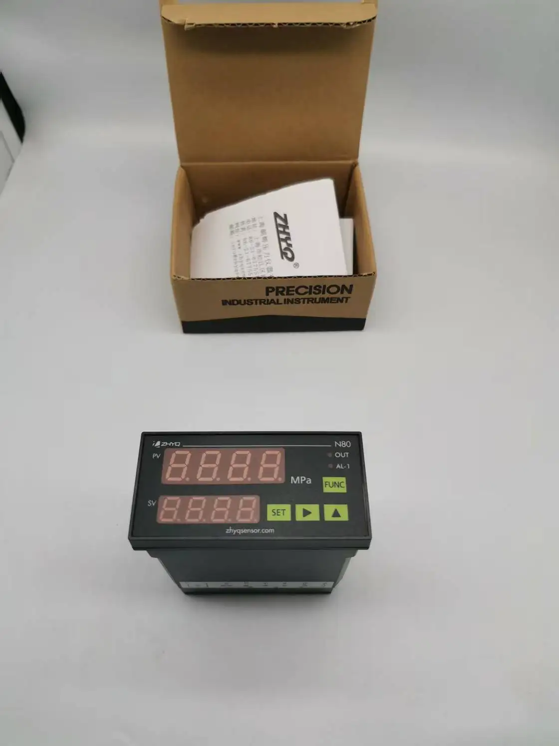 Pressure instrument N80-50MPa