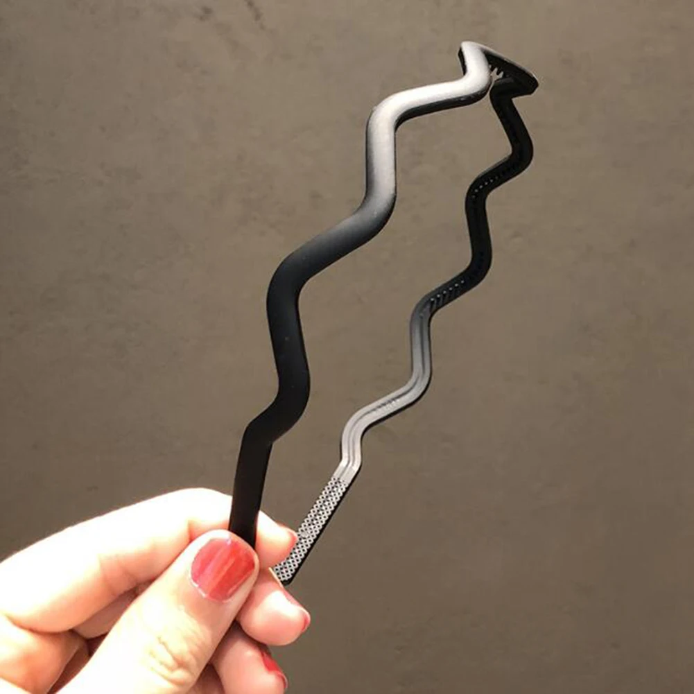 Рисунок 3 - Элегантные однотонные волнистые