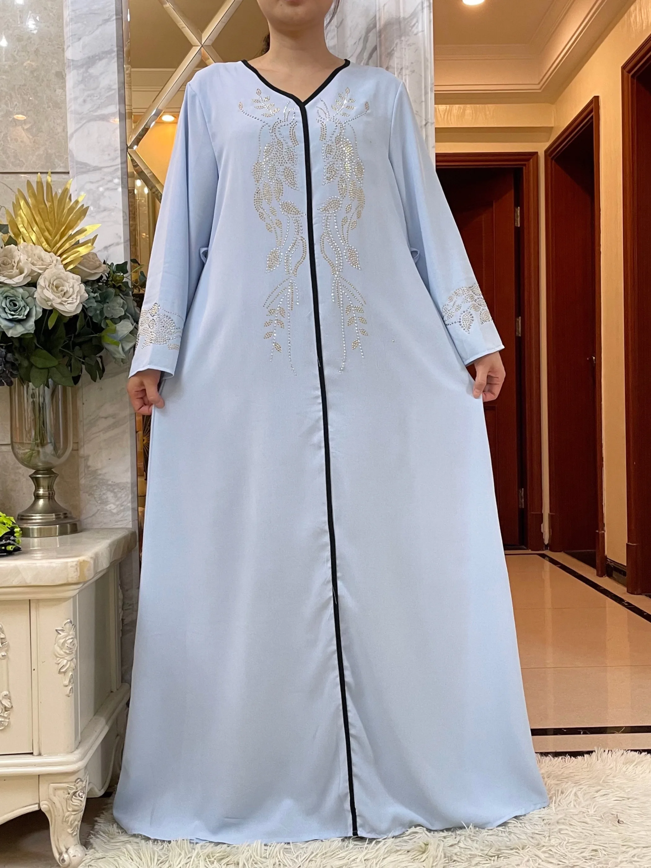 2024New Fashion Dubai Muslim Abayas For Women Long Sleeved Chiffon Diamonds Loose Robe Islamic Femme Elegant Dress With Turban