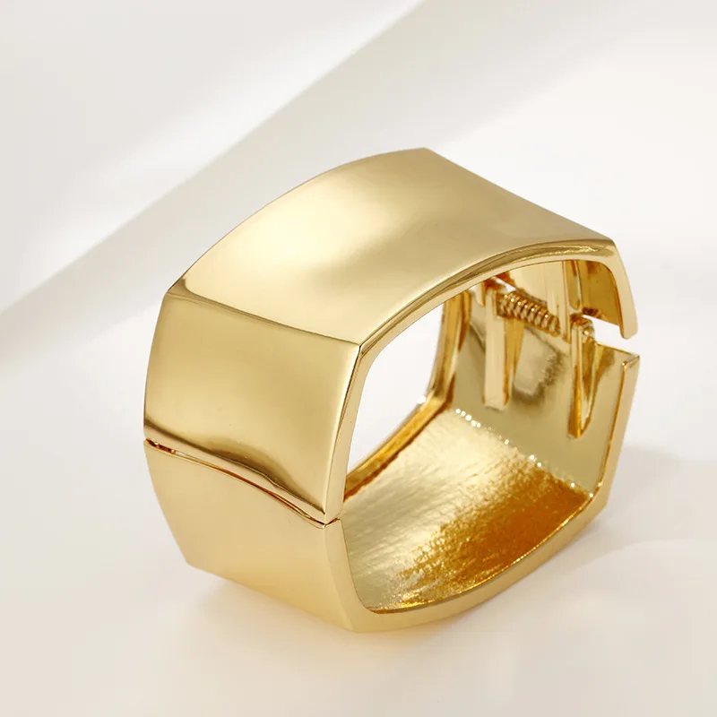Multi-style Luxury Gold Color Bangles Bracelet Hip Hop Punk Goth Wide Cuff Bracelets Matching Couple Women Men Emo Party Jewelry bangle bracelet