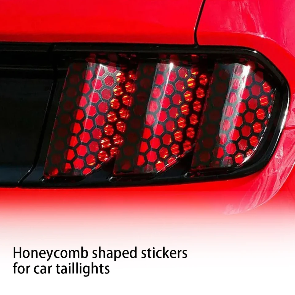 Set 104 Adesivi Auto A Nido D'Ape In PVC – Decalcomanie Per Carrozzeria, Suv, Camion, 4 Misure, Rosso, Design Sportivo E Personalizzabile