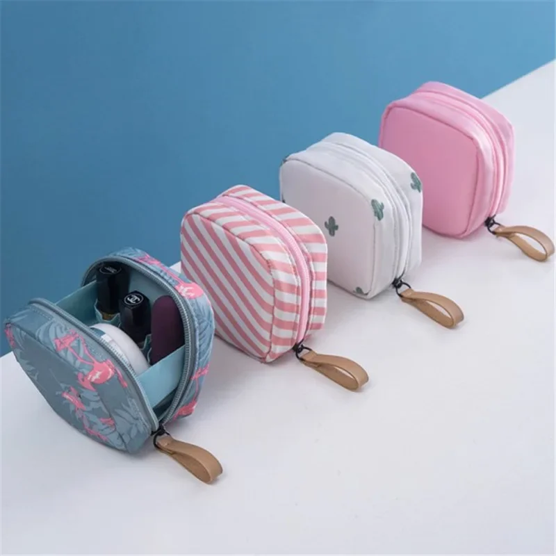 

1 pc Mini Solid Color Flamingo Cosmetic Bag Cactus Travel Toiletry Storage Bag Beauty Makeup Bag Cosmetic Bag Organizer Hot Sale