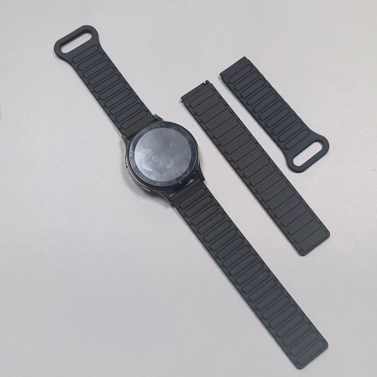 Magnetic Silicone Loop Watch Strap, 22mm/20mm Band Bracelet