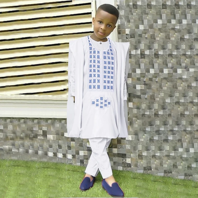 Adekunle Embroidery Dashiki Outfit