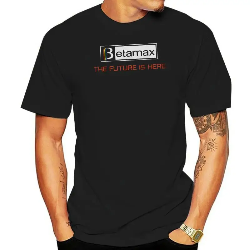 Titolo: Betamax The Future Is Here 70S 80S Retro Video Cotton T-Shirt Vintage Video Cassette Home Movie Maglietta Da Uomo