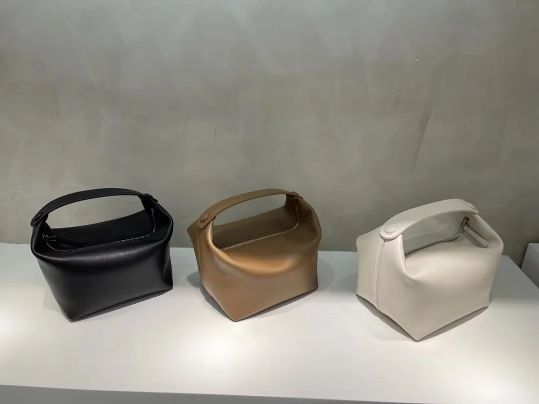 

FIRMRANCH Korean Trend Brand Large-Capacity Genuine Leather Handbag Women's Simple Design Mini Lunch Box Culth Wrist Bag Vintage