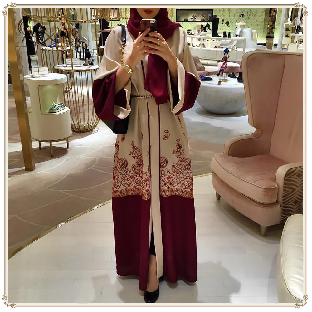 

2022 New Fashion Ms Muslim Dress Printing Dubai Red Robe Retro Contracted Dress Cardigan Robes