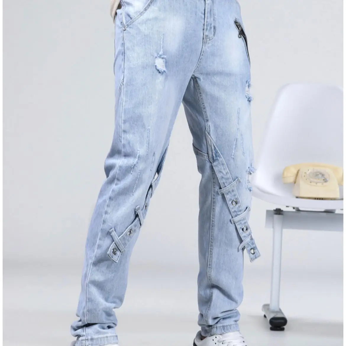 3D Belt Knee Jeans Men Feet Panel Pants Zipper Pockets Slim Fit European And American Trends Versatile Damaged Scraped Whitened