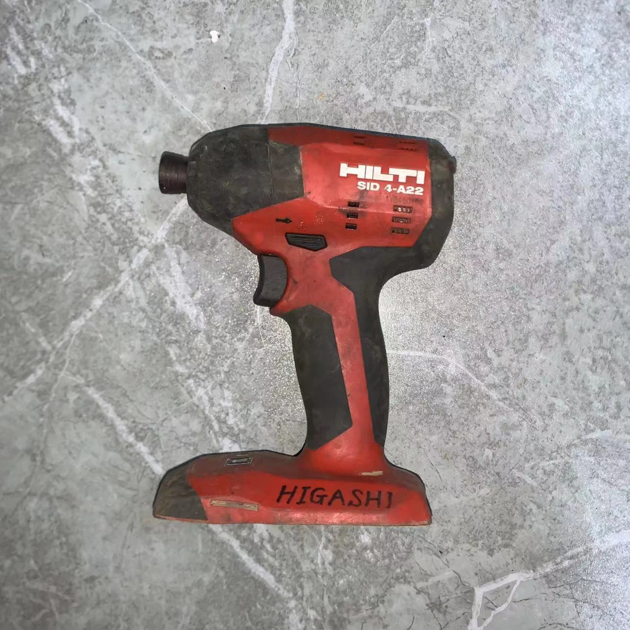 IMPACT DRIVER 1/4d. HILTI SID 4-A22 AVEC BATTERIE - Continental