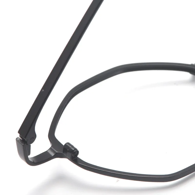 Muzz Women's Eyeglasses Image 3
