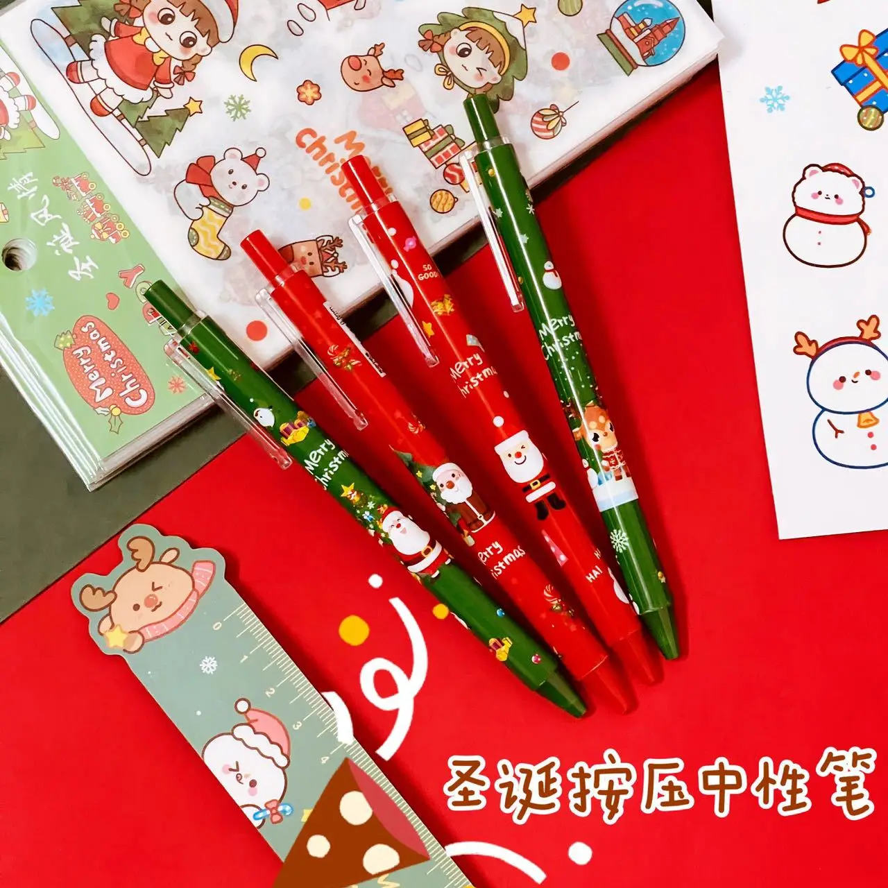 

4Pcs/Set Of Christmas Gift Pen For Kids Family Children School Students 0.5mm Black Ink Gel Pen Writing Supplies