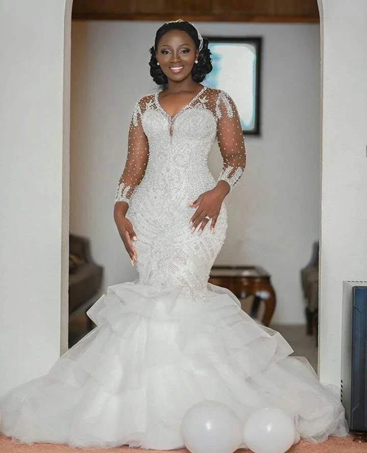 Luxury African Black Girl Mermaid Wedding Dresses V Neck Sheer Beading Trumpet Garden Church Bridal Gowns Long Sleeves Mariage