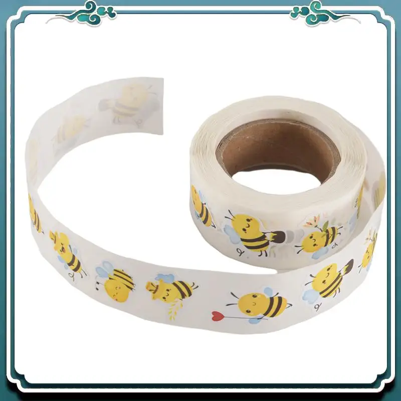 사용하기 쉬운 꿀벌 스티커 롤 - 크리스마스 선물, 사무용품 및 공예품을 위한 귀여운 꿀벌 유치원 스티커 500개