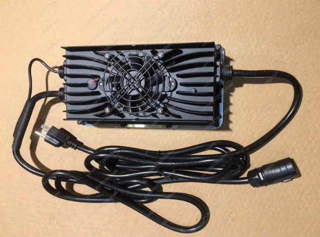 Suitable for Qiulong Light Bee X S 48V 60V10A silent charger