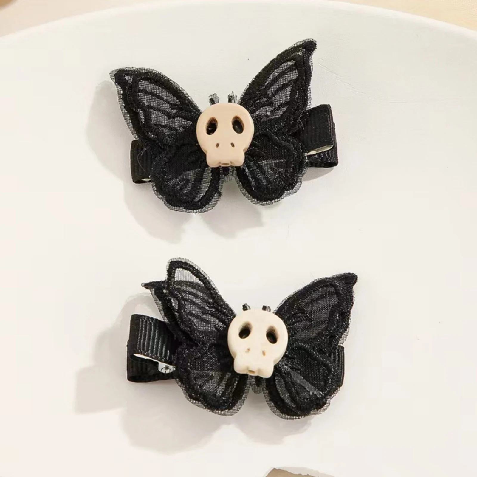 2Pcs Black Lace Skull Hair Clips, Gothic - Style Hair Accessories, Perfect for Edgy Hairstyles