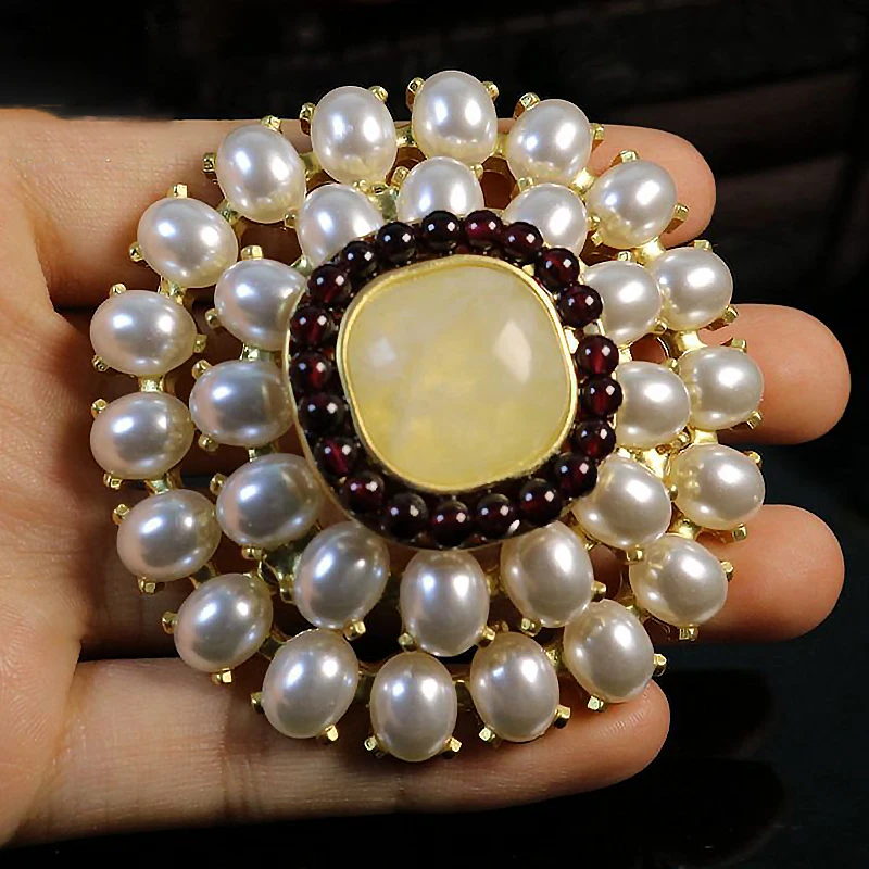 Vintage Geometric Garnet Pearl Brooch Women's Jewelry Party Jewelry Accessories