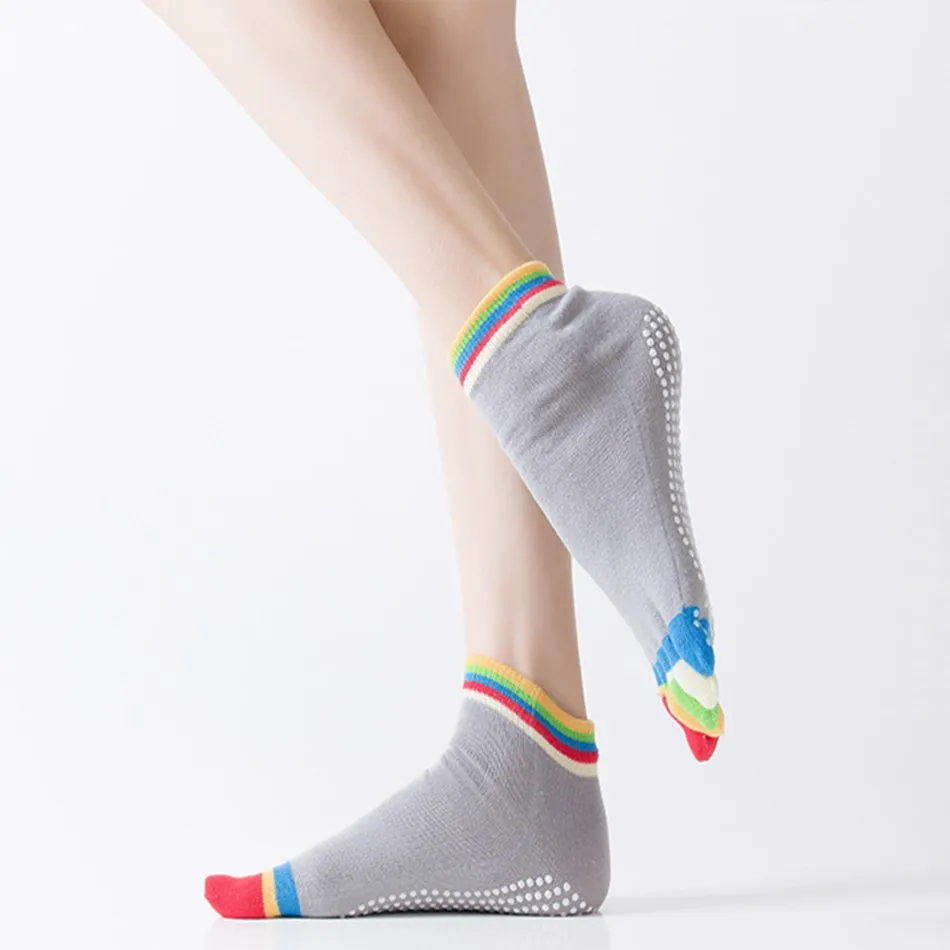 Women Sports Yoga Socks Five Finger Slipper Anti Slip for Pilates Ballet yoga socks
