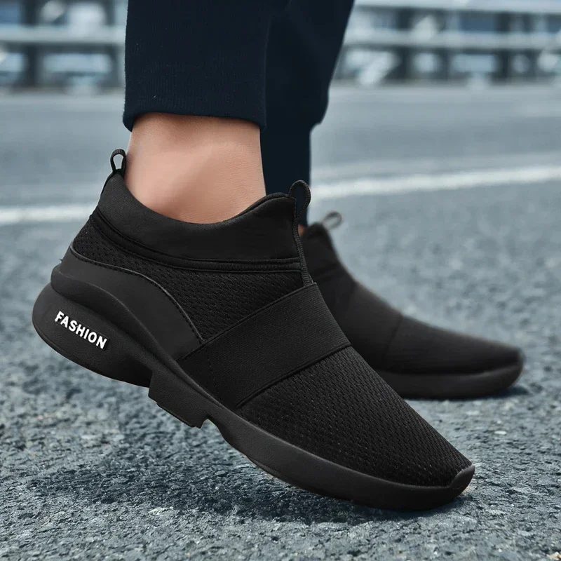 Fashion Lightweight Men Sneakers Mens Casual Shoes Running Shoes Breathable Slip on Wear-resistant Men Loafers Zapatillas Hombre 2