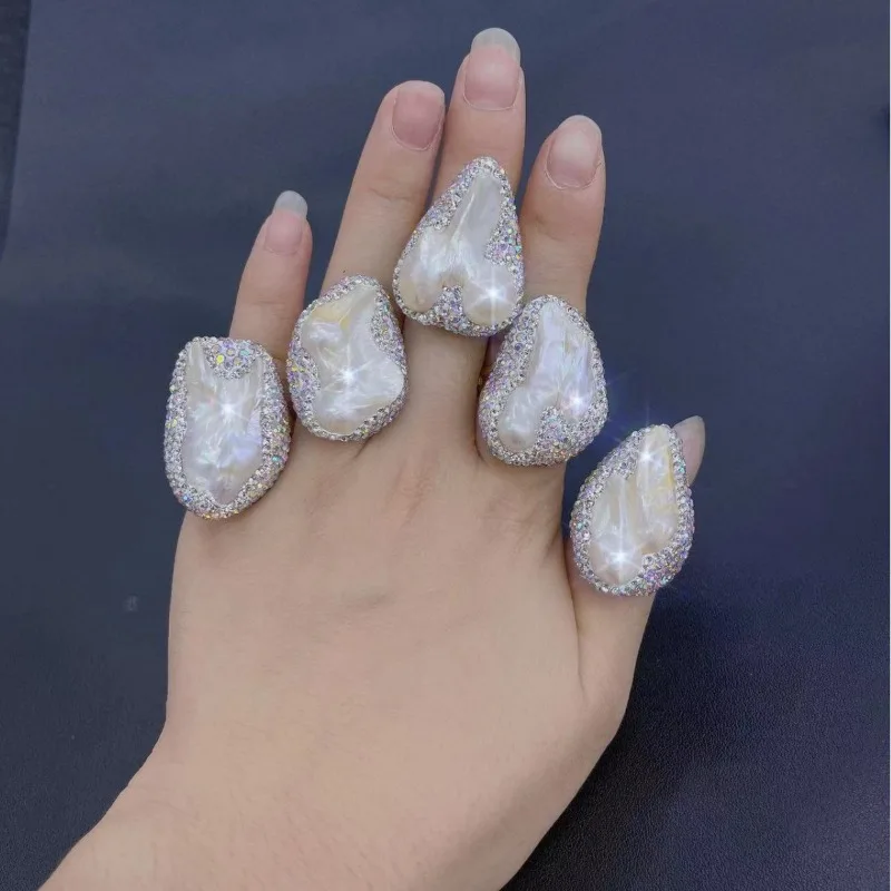 

Natural Baroque Freshwater Pearl Finger Rings Rhinestone Clay Setting 18K Gold Plated Luxury Women Party Exquisite Jewelry