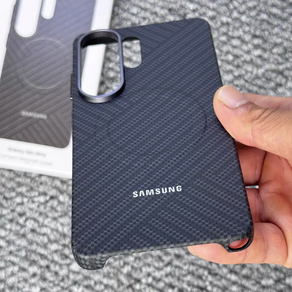 Luxury Carbon Fiber Texture Magnetic Case with Matte Anti-Fall Full Protection