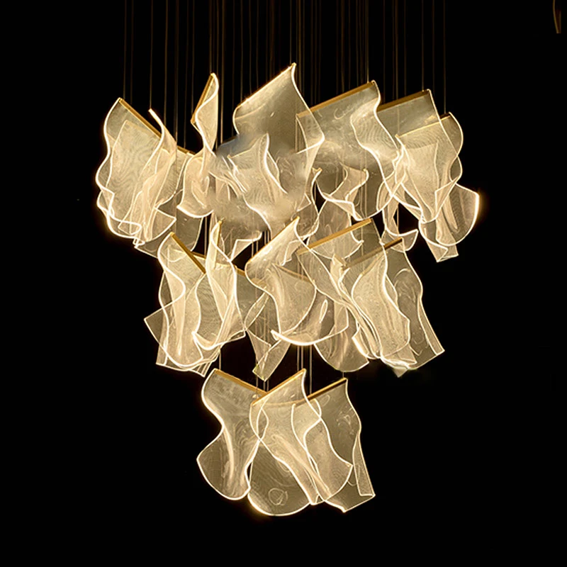 MOD Helia Chandelier