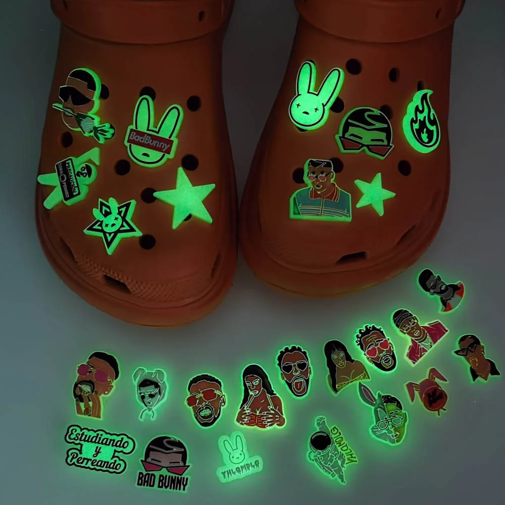 1 Pcs Glow In The Dark Shoes Decorations Bad Bunny PVC Shoe Charms Rabbit Ornaments For Girl Gift Noctilucence Decorations