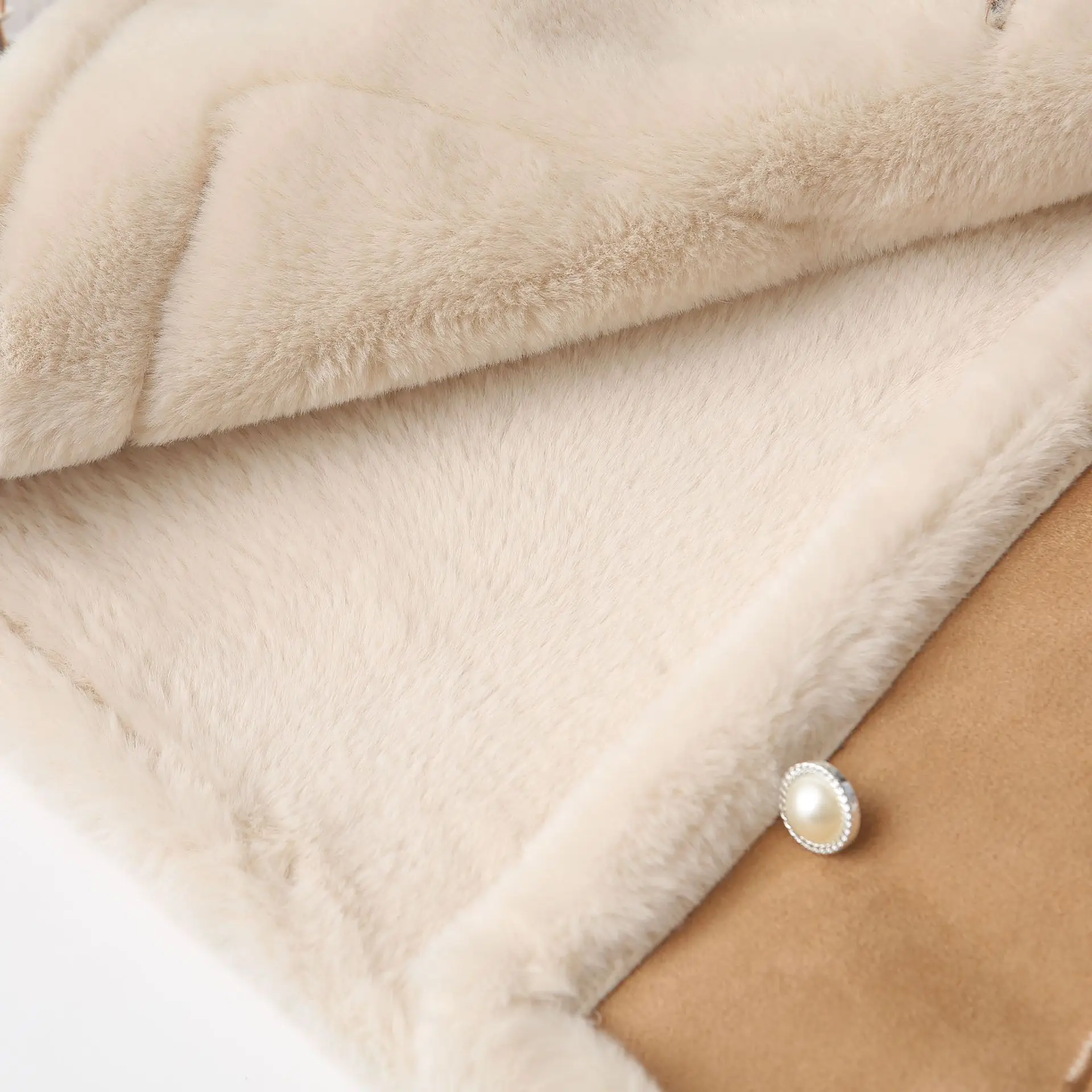 Plus Size Women Plush Parka Winter Fashion Loose Thickened Suede Coat 8544