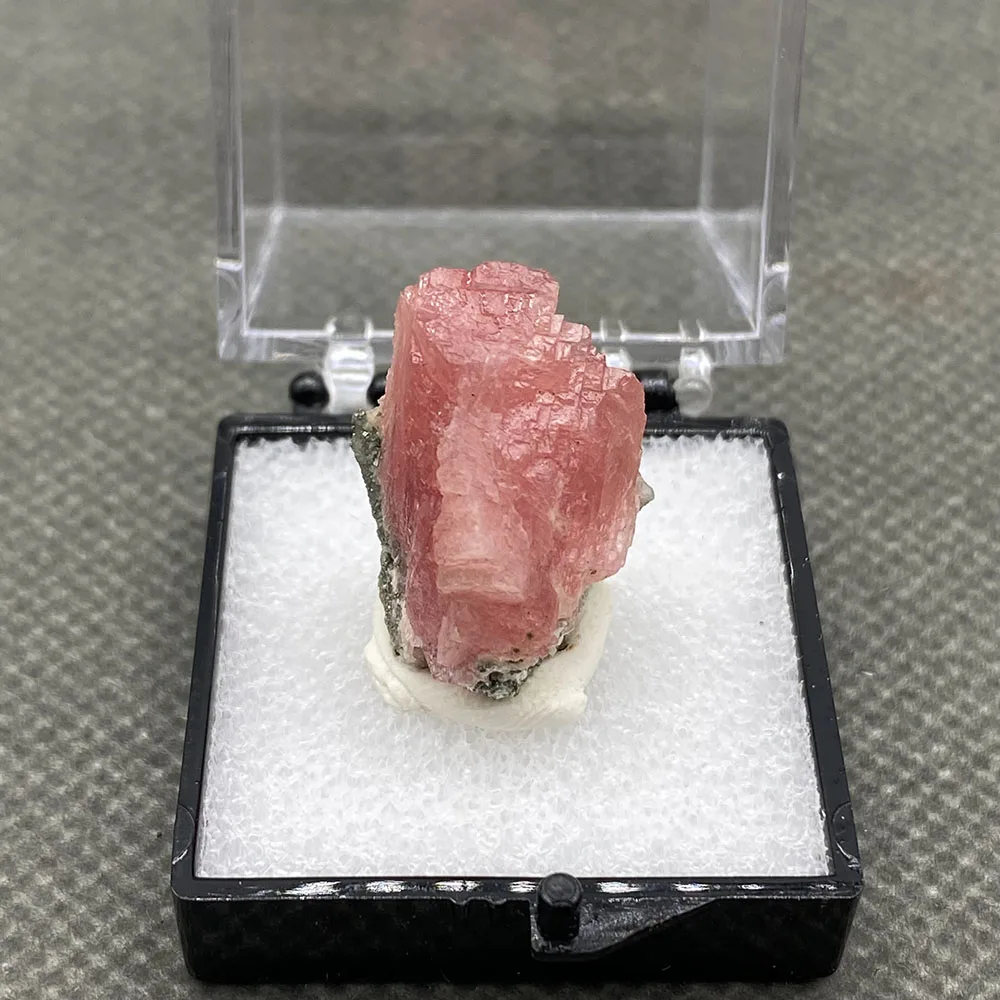 100%Natural Quartz Rhodochrosite and Purple Fluorite Pyrite Mineral Crystal Specimen from Guangxi Province,China +box size:3.5cm