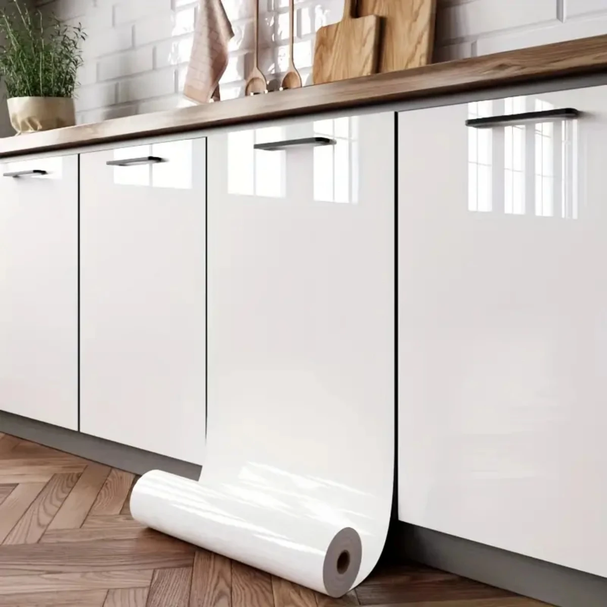 סרט פנינה PVC עמיד למים טפט חדר DIY עצמי דביק שחור / לבן ארון מטבח ברק גבוה מדביק רהיטים מדבקות קיר