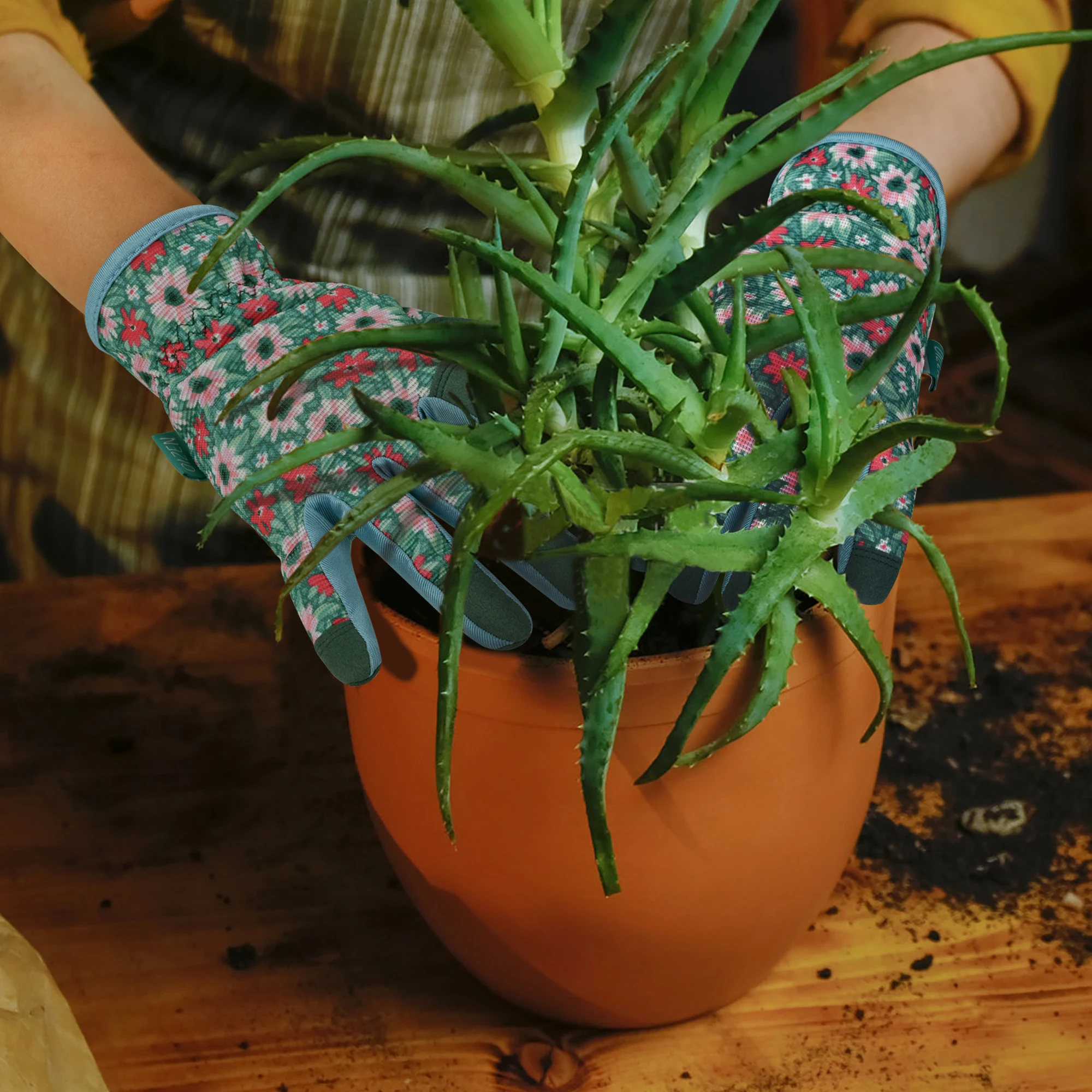 1Pair Gardening Gloves for Women light duty Breathable Touchscreen for Weeding Working Digging Planting Garden Gloves 6