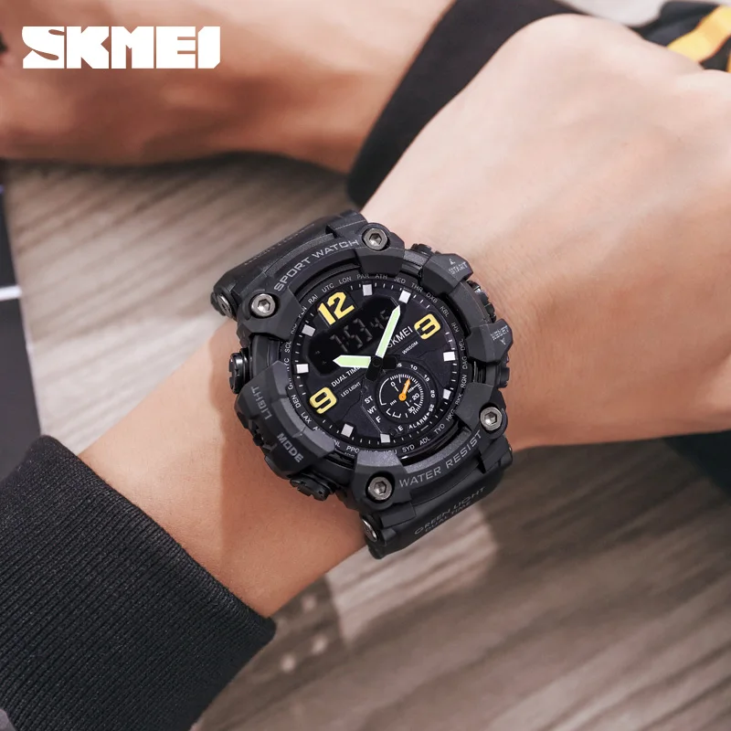 Enhanced Military LED Display Waterproof Quartz Wristwatch for Men - Sporty Shockproof Design