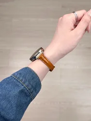 Stylish Leather Loop Strap - Premium Fashion Band for Smartwatches, Available in Multiple Sizes (Brown)