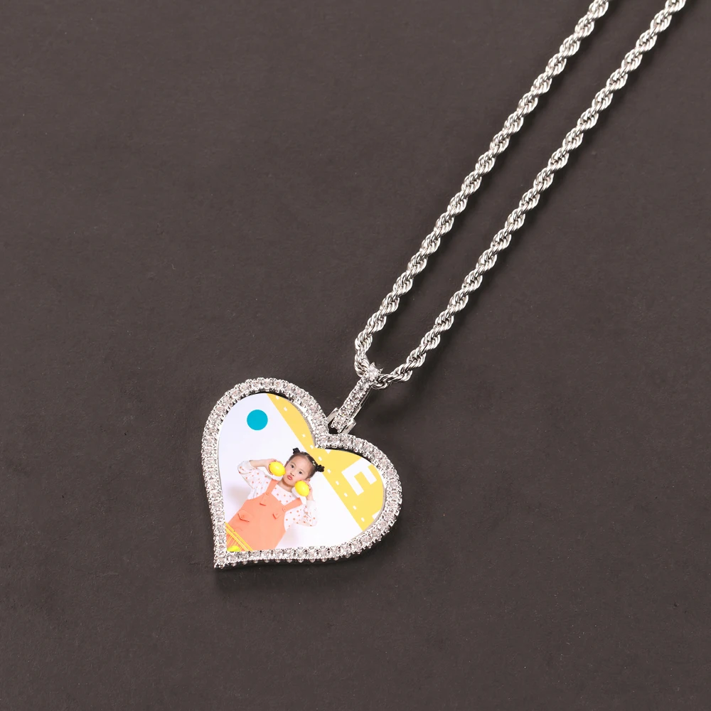 Hot Selling Customization Gold Plated Copper Iced Out Heart Shape Photo Pendant Sublimation Necklace 4