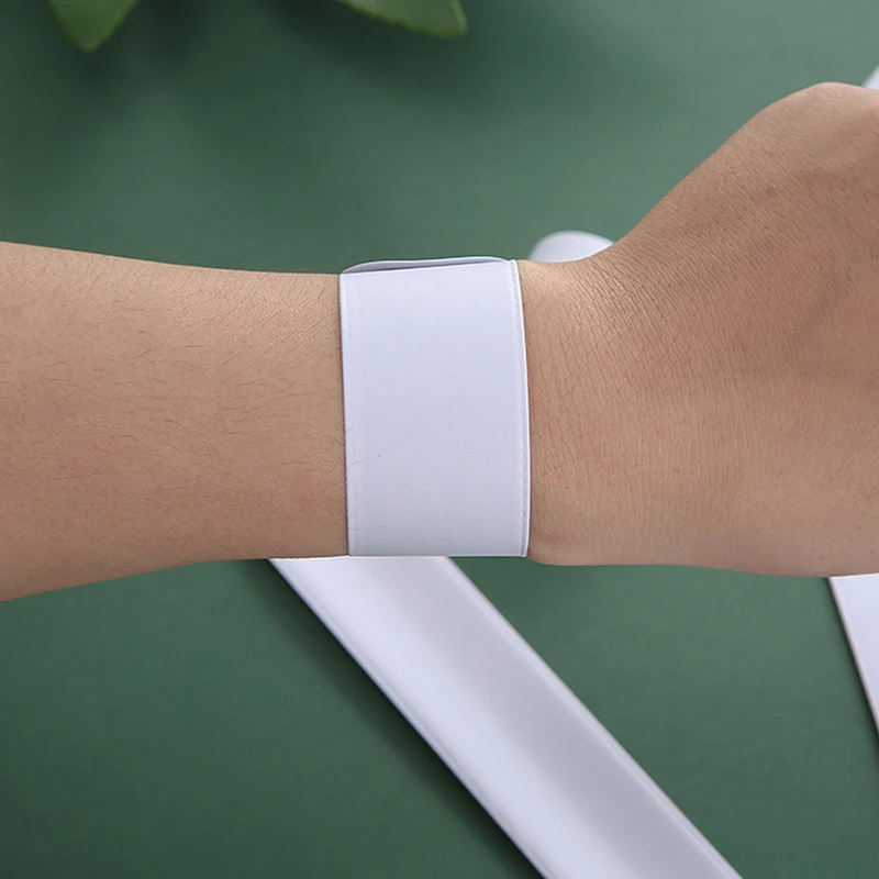 10pcs Blank Slap Bracelets Christmas Santa Claus Wristband Bracelet Slap Wrist Bands Xmas Party Festival Decoration