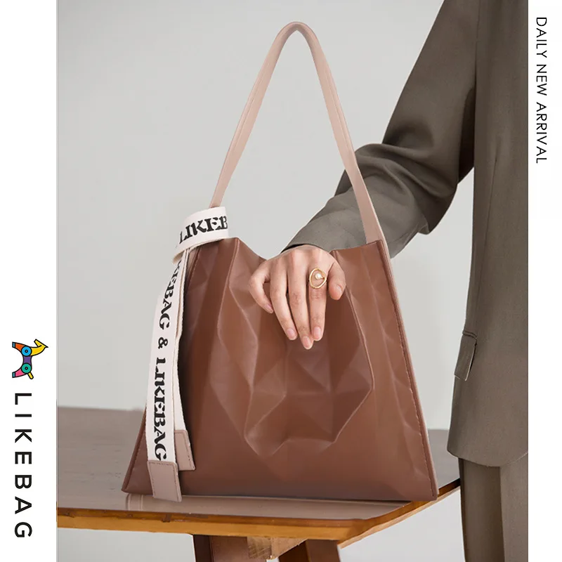 

Модная и модная новая нишевая дизайнерская сумка для женщин, сумка-тоут с одной большой вместимостью, женская сумка через плечо с ручками