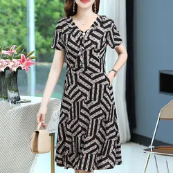 Vintage Floral V - Neck Dress with Ruffle Details and Pockets - Summer Collection - XXXL (Coffee)
