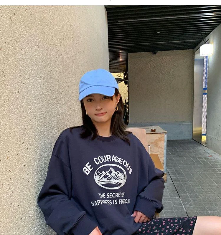 Thick and fluffy loose fit slimming hoodie for womenversion oversize_voghion.com