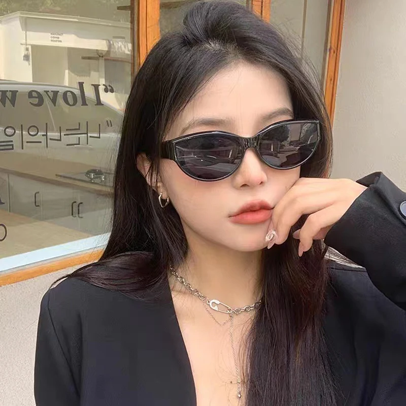 Personality Female Fashion Cat Eye Sunglasses Woman Vintage Black Gradient Sun Glasses 5