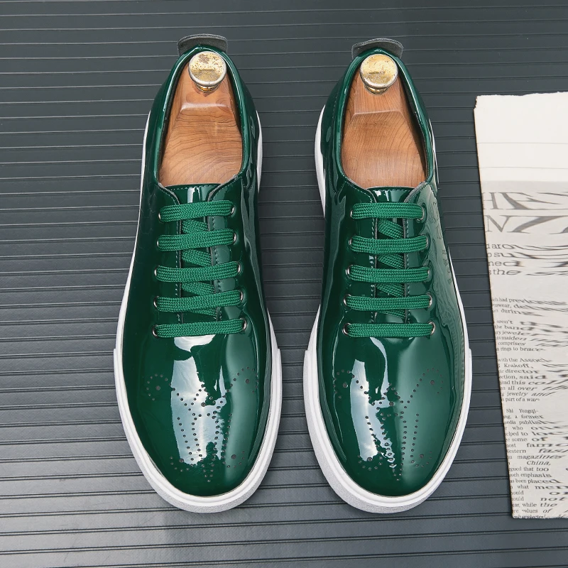 Spring Autumn Leather Shoes High Quality Patent Leather Casual Shoes Lace Up Sneakers Green Fashion Sole Designer Leather Shoes