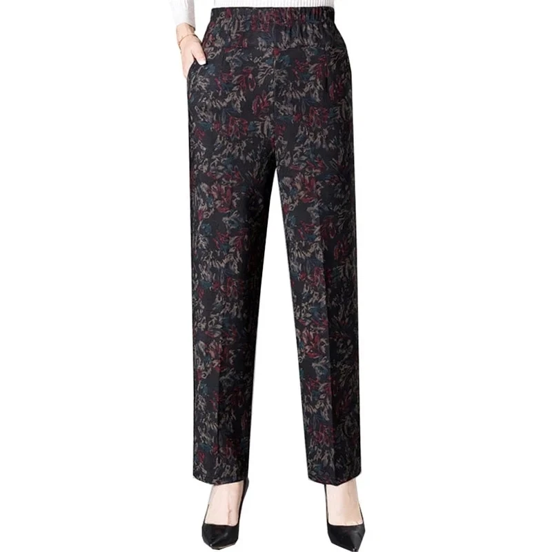 Pantaloni da donna di mezza età 9XL di dimensioni Extra Large nuovi pantaloni Casual elastici a vita alta autunnali pantaloni dritti femminili in velluto invernale 4