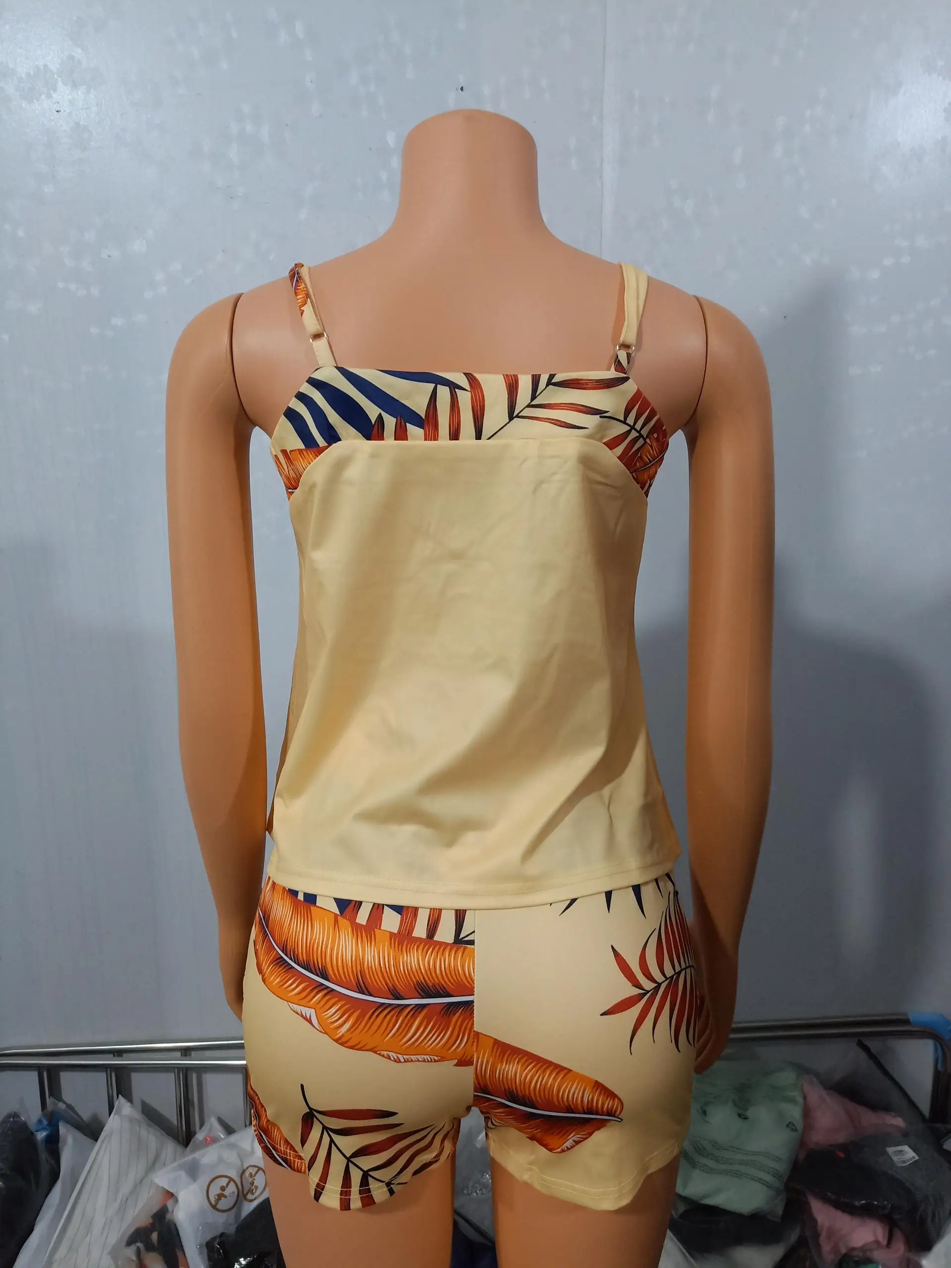 Conjunto Verão Feminino VAOYIU - Suéter Sem Mangas E Shorts Malha