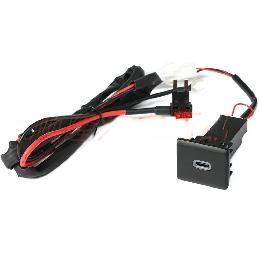 Cargador de coche de 12V/24V y 30W, toma de corriente tipo C PD, adaptador de corriente para teléfono, accesorios para VW Caravelle T5