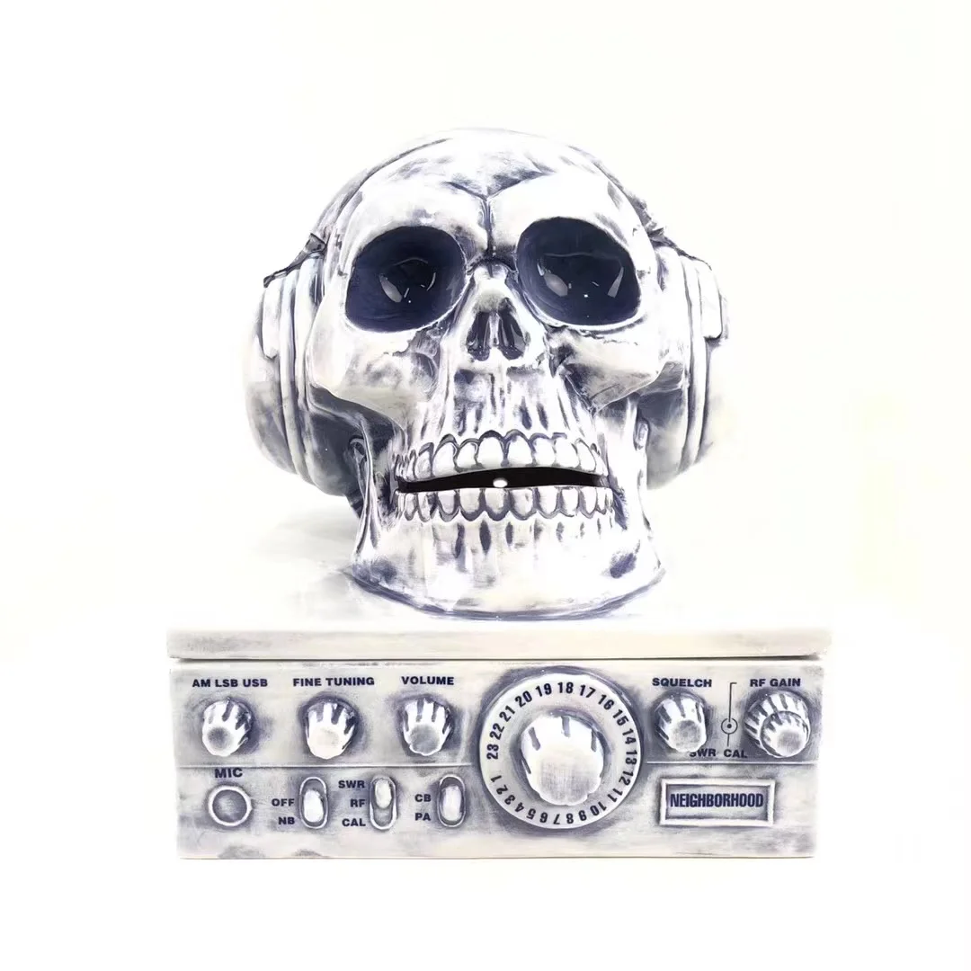 

NBHD Listen to music skull incense burner NBHD Japanese-style aromatherapy furnace decoration