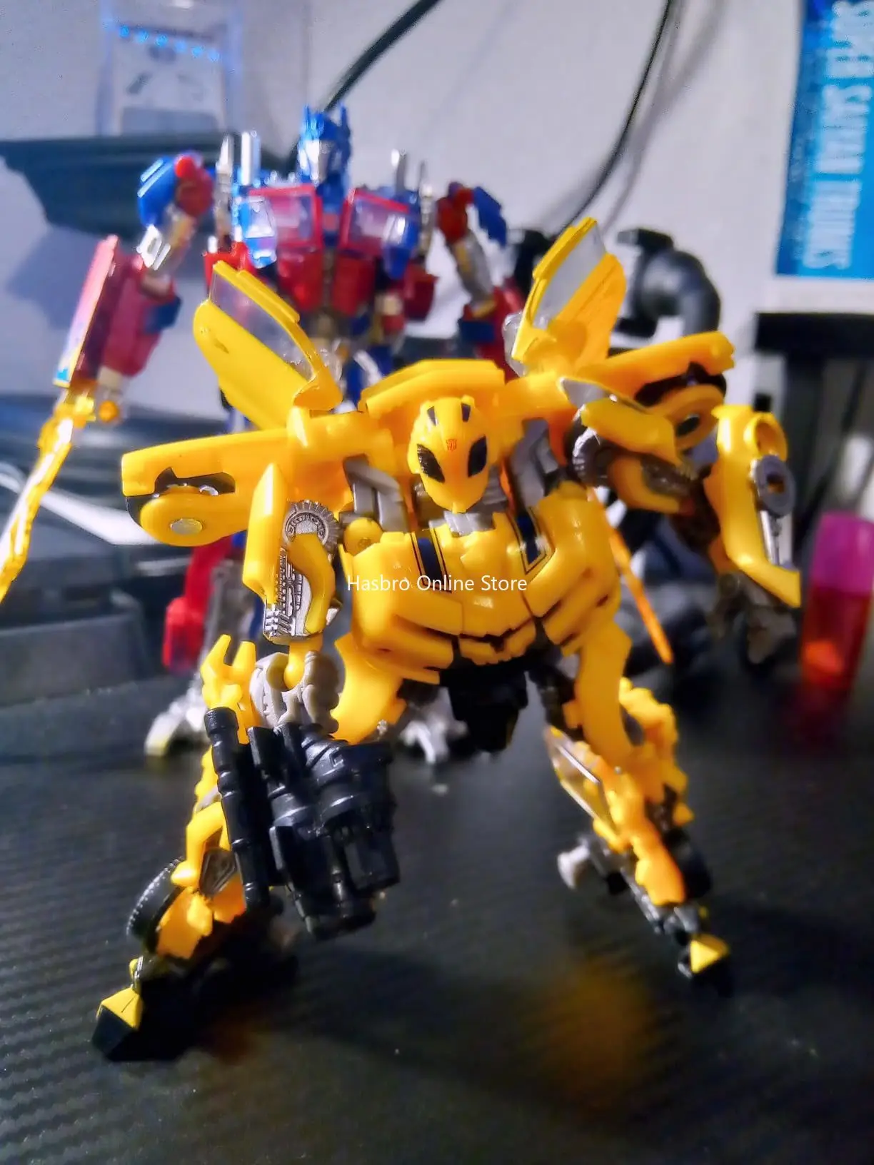 Hasbro Transformers Toys Studio Series 49 Deluxe Class Movie