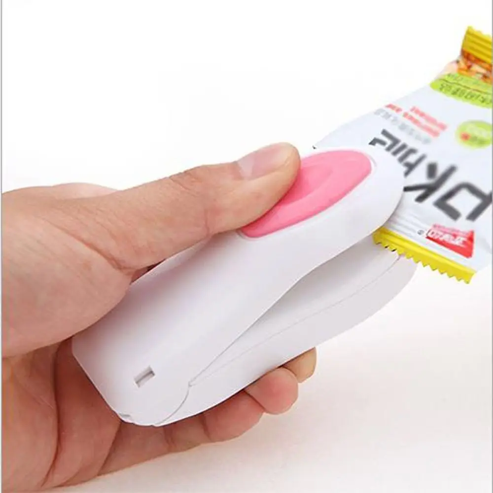 Kitchen Tools Hand Held Sealer Snack Bags Seal Travel Supplies Sealer Heat Sealing Machine Packing Plastic Bag Food Seal 6