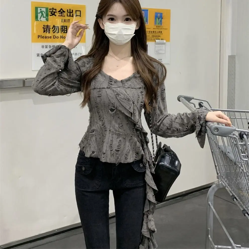 Bell Sleeve Irregular T-Shirts Women Pleated Basic Long Sleeve Top Slim Fit Female Clothing Retro Mesh Broken T-Shirt Women