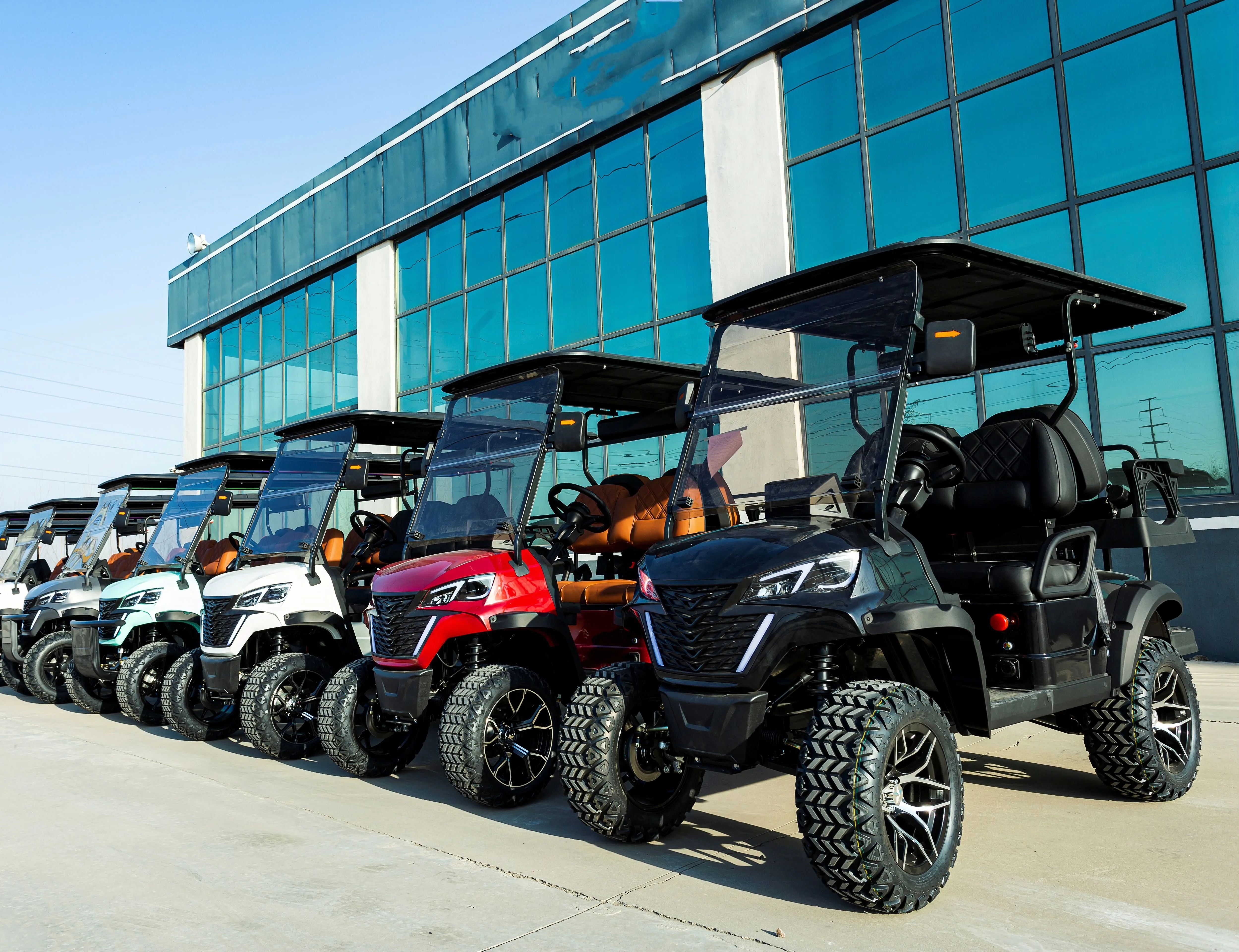 Cheap Luxury 4+2 Seater Low Speed Vehicle 4 Wheel Drive Push Electric Golf Cart For Sale