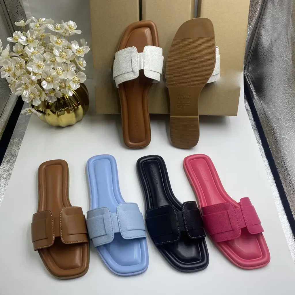 

women's slippers flat heels transparent pu flip-flops 2023 trendy design rivet summer shoes for female out side ladies slides